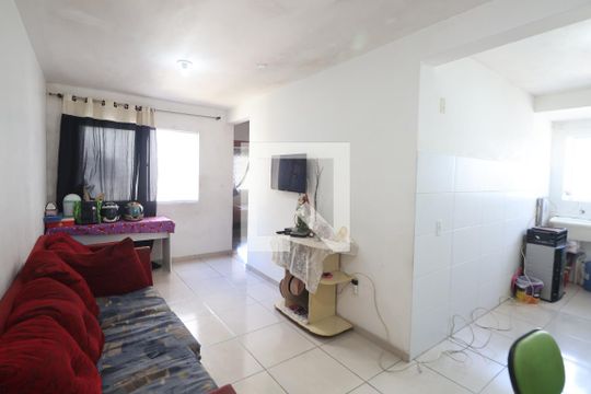 Sala de apartamento à venda com 2 quartos, 60m² em Olaria, Canoas