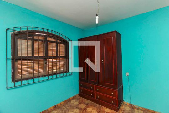 Quarto 2 de casa para alugar com 3 quartos, 175m² em Jardim Itapolis, São Paulo