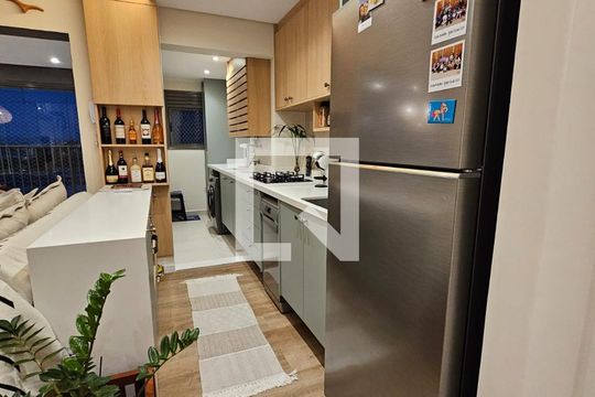 Cozinha de apartamento para alugar com 3 quartos, 74m² em Vila Santa Catarina, São Paulo