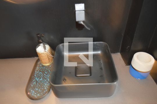 Lavabo de apartamento à venda com 2 quartos, 130m² em Vila Mariana, São Paulo