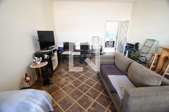 Casa à venda com 4 quartos, 260m² em Jardim Guanabara, Campinas
