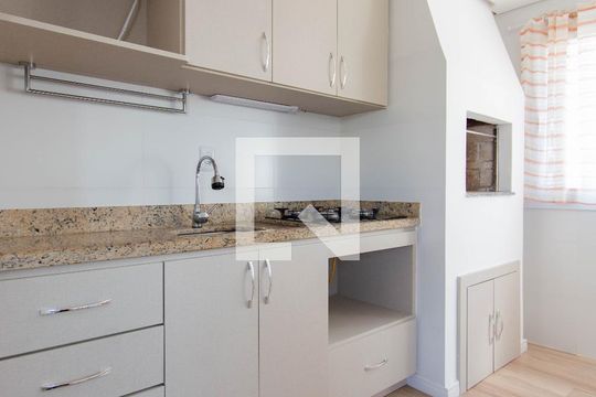 Cozinha de apartamento à venda com 2 quartos, 72m² em Centro, Canoas