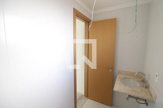 Banheiro da Suíte 2 de apartamento à venda com 2 quartos, 66m² em Santana, São Paulo