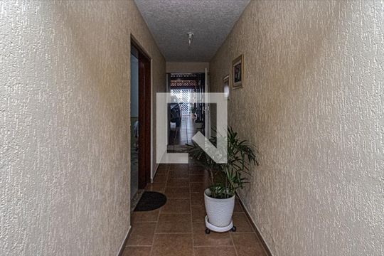 Hall de Entrada de casa à venda com 2 quartos, 154m² em Vila Natalia, São Paulo