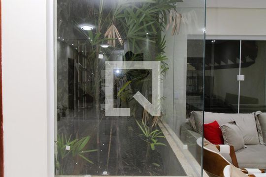 Sala - Jardim de Inverno de casa para alugar com 4 quartos, 300m² em Jardim Guapira, São Paulo