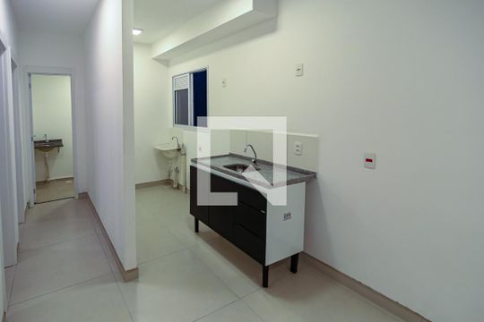 Cozinha de apartamento para alugar com 2 quartos, 50m² em Jardins do Império, Indaiatuba