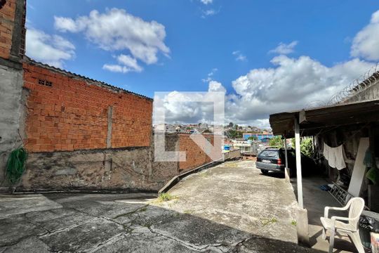 Área externa de casa à venda com 3 quartos, 500m² em Americanópolis, São Paulo