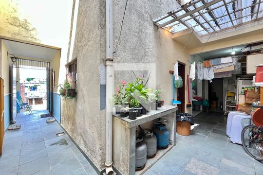Área externa de casa à venda com 3 quartos, 500m² em Americanópolis, São Paulo