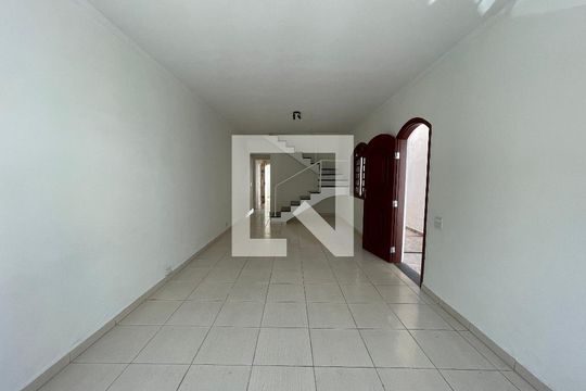 Casa à venda com 3 quartos, 120m² em Rio Pequeno, São Paulo