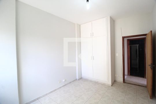 Quarto 2 de apartamento para alugar com 3 quartos, 140m² em Centro, Uberlândia