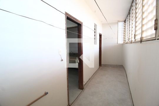 Área de Serviço de apartamento para alugar com 3 quartos, 140m² em Centro, Uberlândia