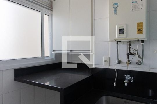 Área de Serviço de apartamento para alugar com 2 quartos, 75m² em Vila Augusta, Guarulhos