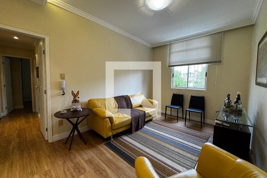 Sala de apartamento à venda com 2 quartos, 100m² em Serra, Belo Horizonte