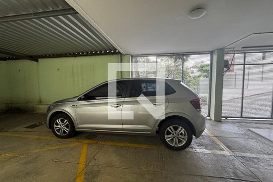 Garagem de apartamento à venda com 2 quartos, 100m² em Serra, Belo Horizonte
