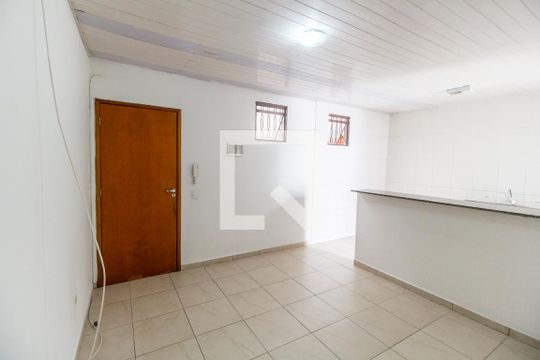 Casa para alugar com 1 quarto, 48m² em Jardim Silveira, Barueri