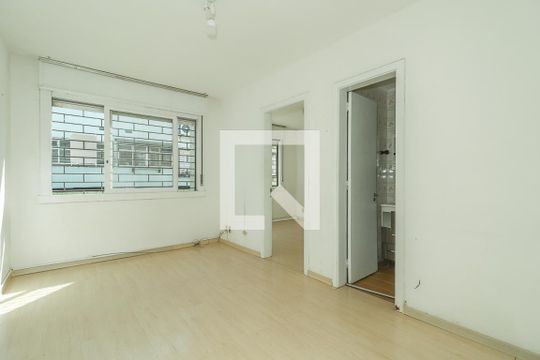 Apartamento à venda com 1 quarto, 43m² em Protásio Alves, Porto Alegre