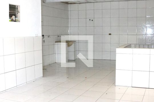 Área de serviço de casa para alugar com 2 quartos, 50m² em Vila Isa, São Paulo