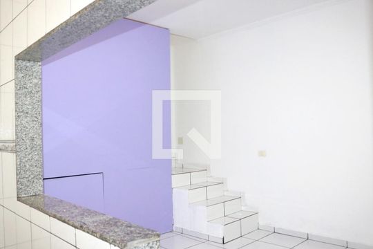 Sala  de casa para alugar com 2 quartos, 50m² em Vila Isa, São Paulo