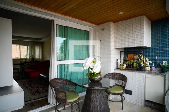 Sala - Varanda de apartamento à venda com 3 quartos, 156m² em Cambuci, São Paulo