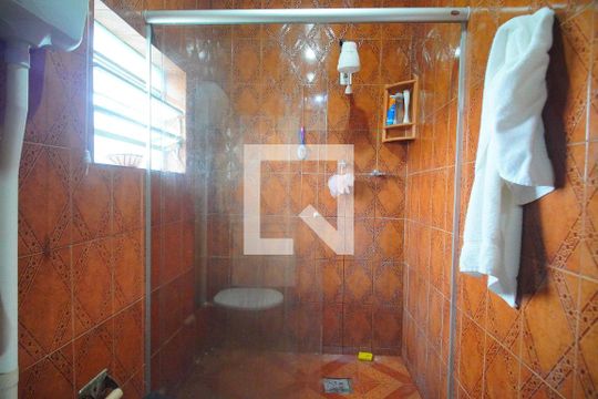 Banheiro de casa à venda com 3 quartos, 150m² em Ideal, Novo Hamburgo