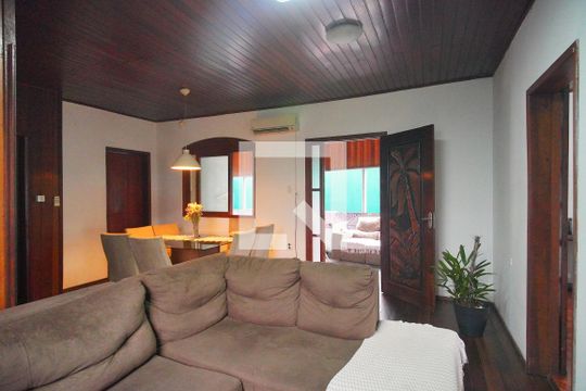 Sala de casa à venda com 3 quartos, 150m² em Ideal, Novo Hamburgo