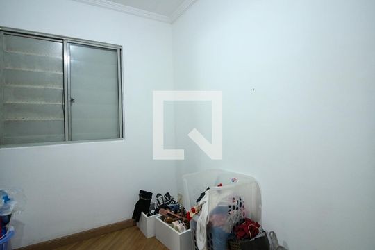 Quarto de apartamento para alugar com 2 quartos, 50m² em Jardim Santa Teresinha, São Paulo