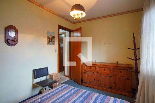 Quarto 2 de casa à venda com 3 quartos, 120m² em Parque Santa Fé, Porto Alegre
