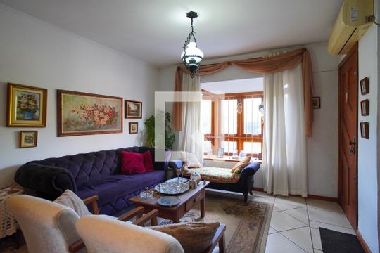 Sala de casa à venda com 3 quartos, 120m² em Parque Santa Fé, Porto Alegre