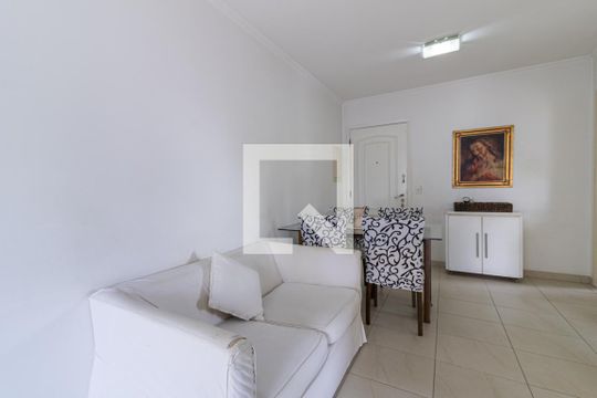 Sala de apartamento à venda com 2 quartos, 60m² em Moema, São Paulo