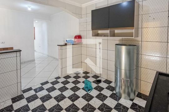 Cozinha de casa para alugar com 3 quartos, 100m² em Vila Chica Luisa, São Paulo