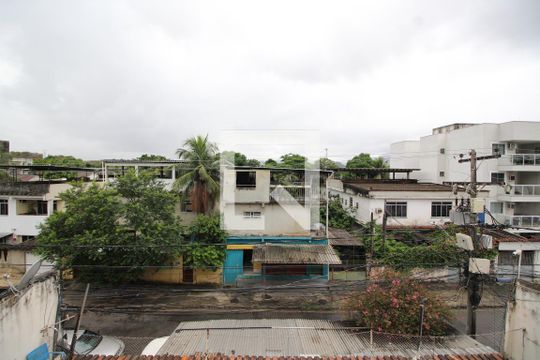 Sala 2 - Vista de casa à venda com 9 quartos, 400m² em Curicica, Rio de Janeiro