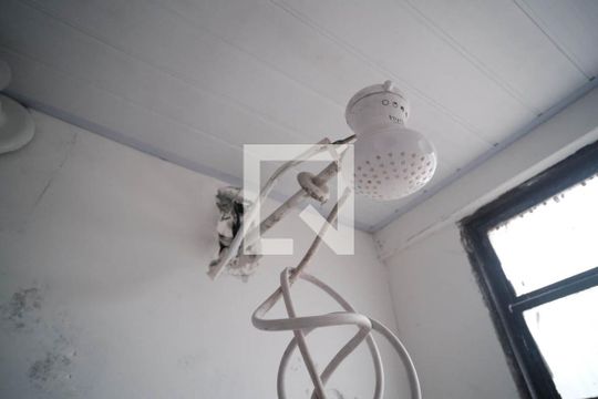 Banheiro de apartamento à venda com 2 quartos, 50m² em Vila Silvia, São Paulo