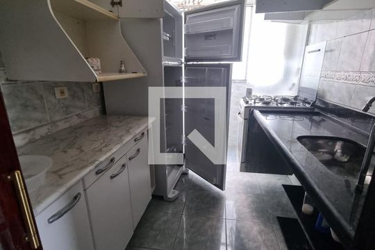 Cozinha de apartamento à venda com 2 quartos, 56m² em Centro, Guarulhos