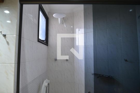 Banheiro Social de apartamento à venda com 3 quartos, 145m² em Vila Alzira, Santo André