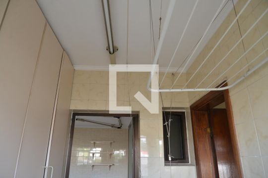 Área de Serviço de apartamento à venda com 3 quartos, 145m² em Vila Alzira, Santo André