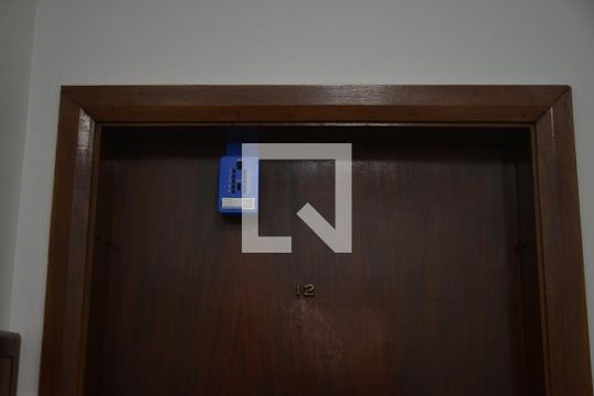 Lockbox de apartamento para alugar com 3 quartos, 145m² em Vila Alzira, Santo André