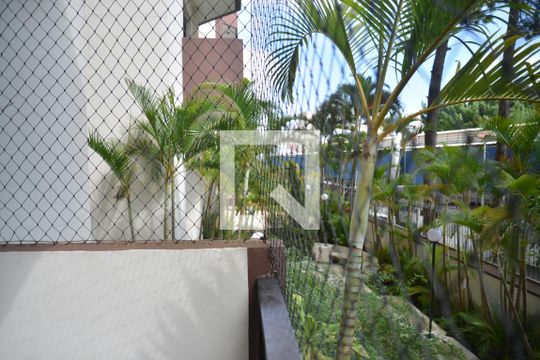 Suíte - vista de apartamento à venda com 3 quartos, 145m² em Vila Alzira, Santo André