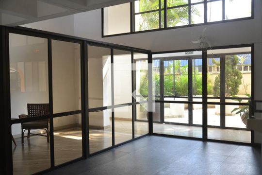 Área comum de apartamento para alugar com 3 quartos, 145m² em Vila Alzira, Santo André