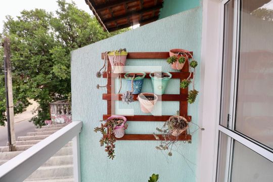 Varanda de casa para alugar com 2 quartos, 70m² em Vila Santa Rosa, Guarujá