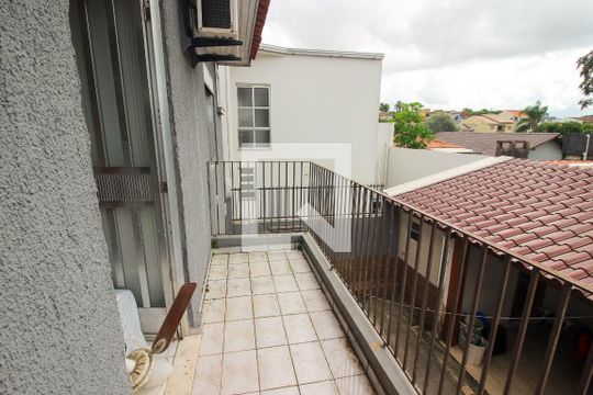 Sacada do Quarto 2 de casa à venda com 4 quartos, 300m² em Cavalhada, Porto Alegre