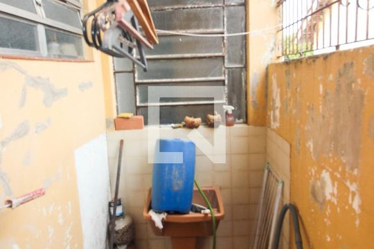 Área de Serviço 2 de casa à venda com 4 quartos, 300m² em Cavalhada, Porto Alegre