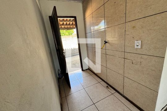 Cozinha de casa à venda com 2 quartos, 40m² em Scharlau, São Leopoldo