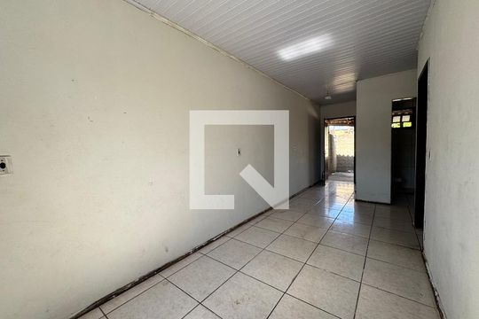 Sala de casa à venda com 2 quartos, 40m² em Scharlau, São Leopoldo