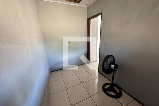 Quarto 2 de casa à venda com 2 quartos, 40m² em Scharlau, São Leopoldo