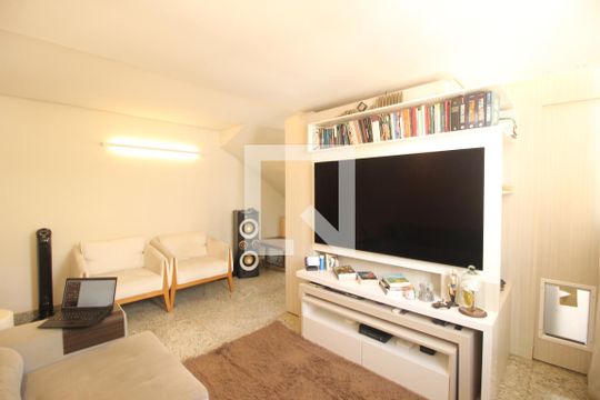 Sala de apartamento à venda com 2 quartos, 130m² em São Pedro, Belo Horizonte