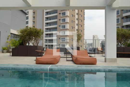 Piscina de apartamento à venda com 1 quarto, 66m² em Vila Mariana, São Paulo