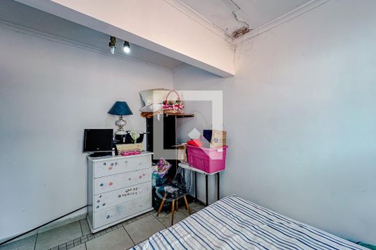 Quarto 3 de casa à venda com 3 quartos, 210m² em Vila Regente Feijó, São Paulo