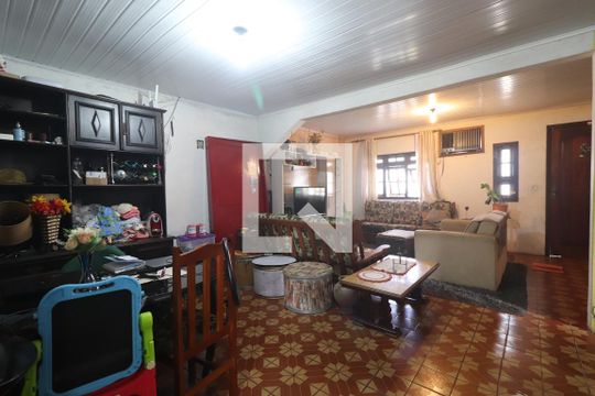 Sala de casa para alugar com 2 quartos, 130m² em Canudos, Novo Hamburgo