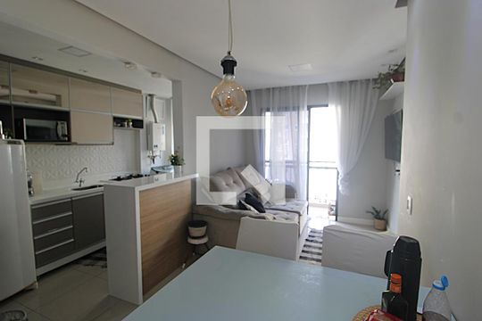 Sala de apartamento à venda com 2 quartos, 62m² em Del Castilho, Rio de Janeiro