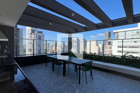 Área comum - Churrasqueira de kitnet/studio para alugar com 1 quarto, 23m² em Pinheiros, São Paulo